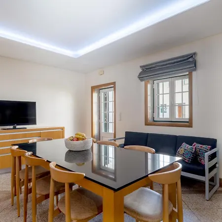 Hostwise - Modern & Shared Pool In Paredes Апартаменты