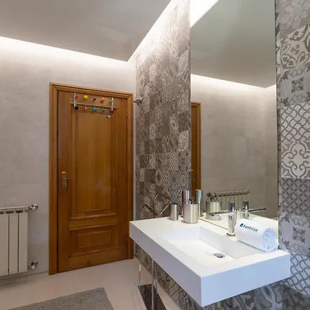 Hostwise - Modern & Shared Pool In Paredes Апартаменты