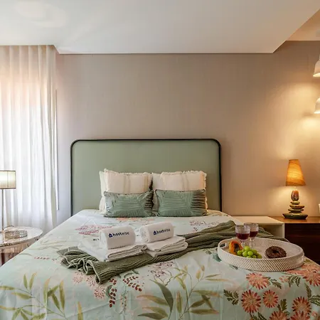 Hostwise - Modern & Shared Pool In Paredes Апартаменты *