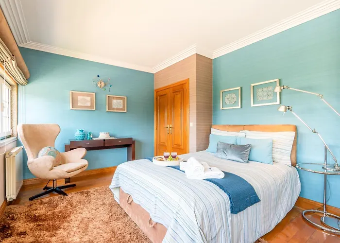 アパート Hostwise - Modern & Shared Pool In Paredes Vandoma