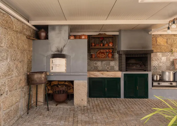 アパート Hostwise - Modern & Shared Pool In Paredes *